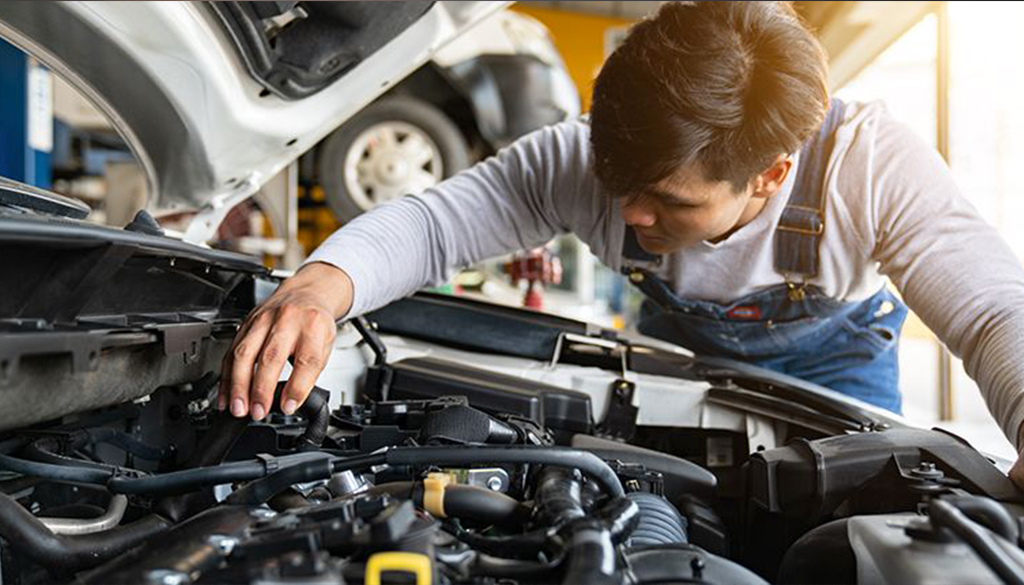 Car maintenance tips to keep your car running for many years longer!